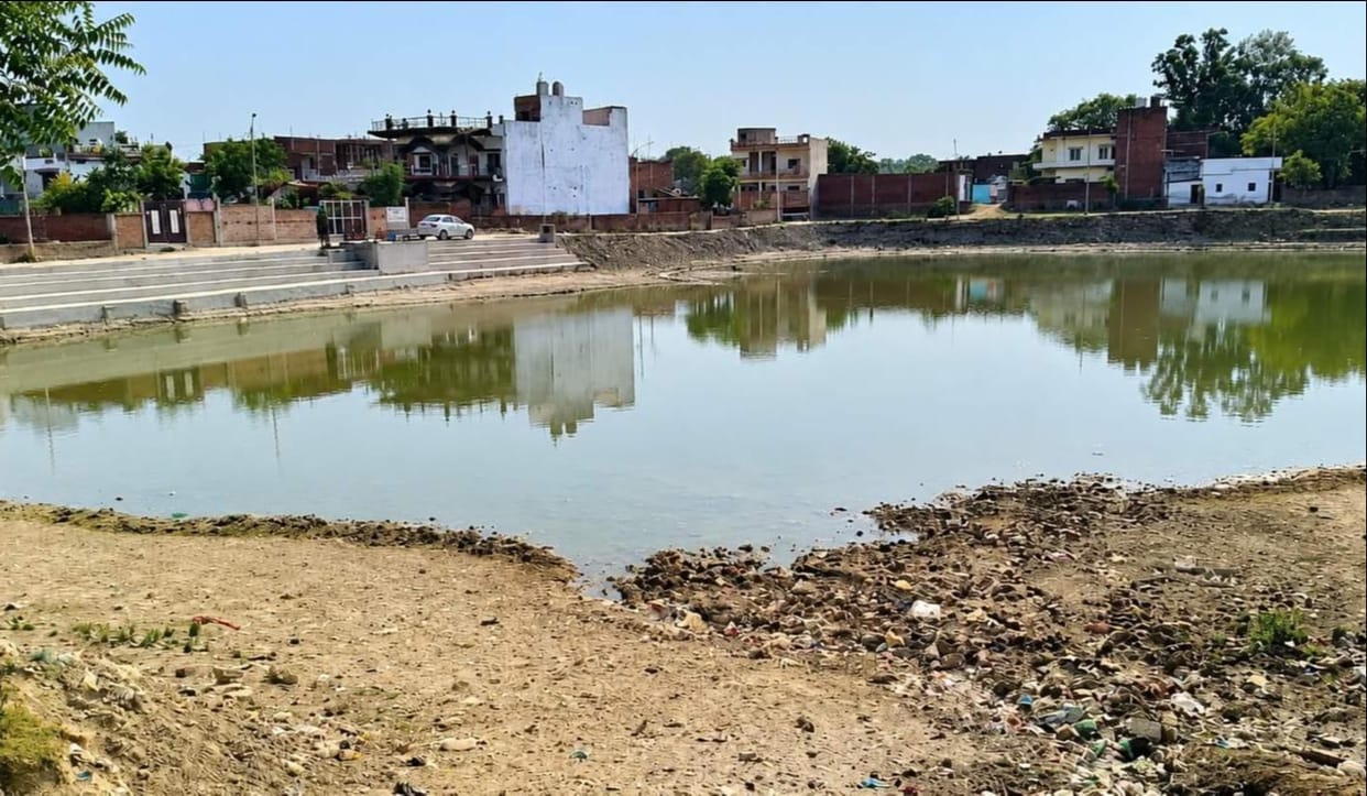 51 ponds in the records, but only 9 found on the ground; the municipality has been searching for the rest for 15 years.