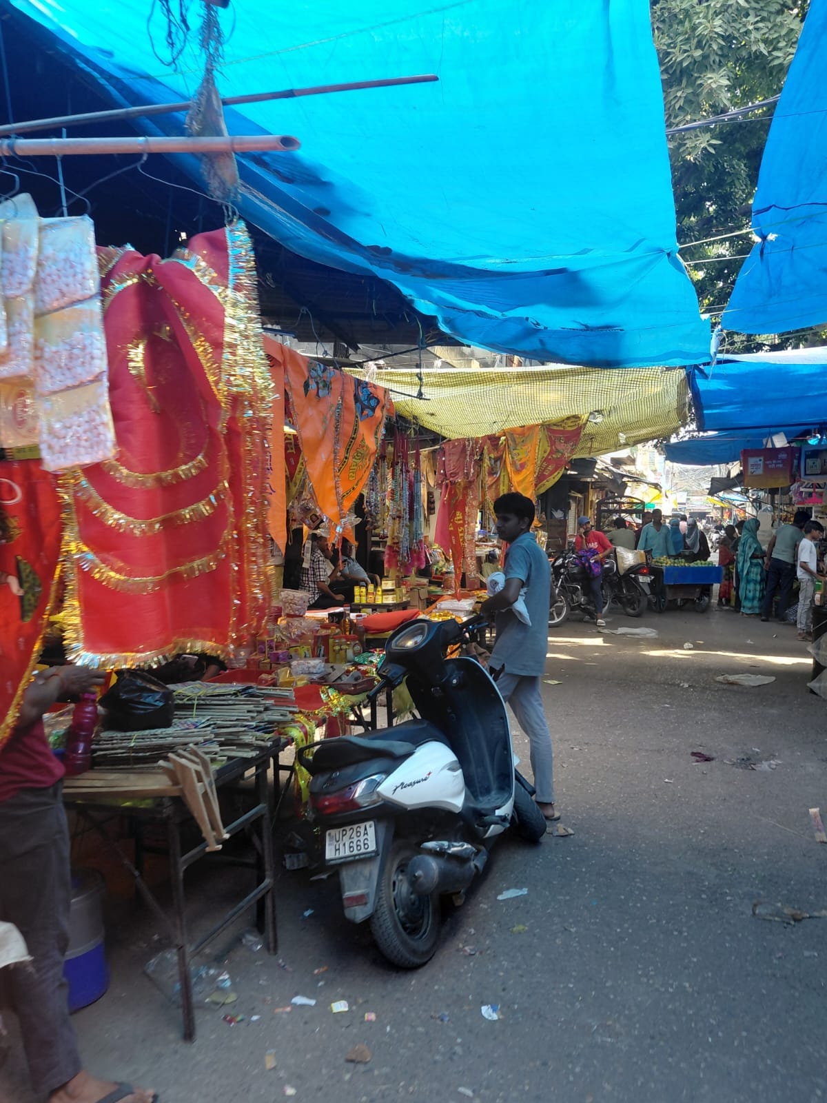 Encroachments to be removed from footpaths; relief in sight.