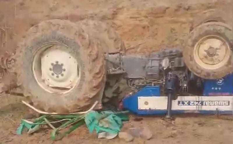 speeding tractor lost control and overturned a villager died on the spot and the driver was critically injure