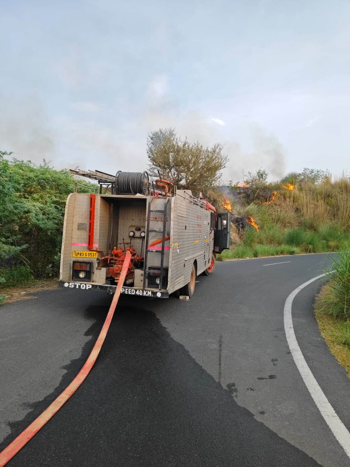 Fire breaks out in ravines, controlled before reaching crops