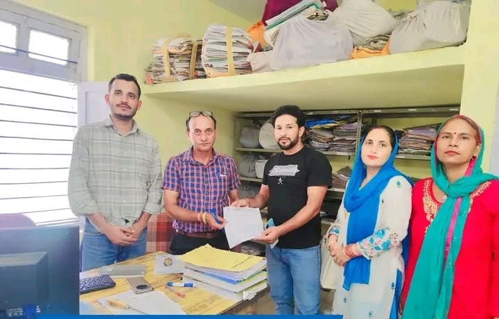 Leopard terror in Kutaihla Panchayat; villagers submit memorandum to Forest Department.