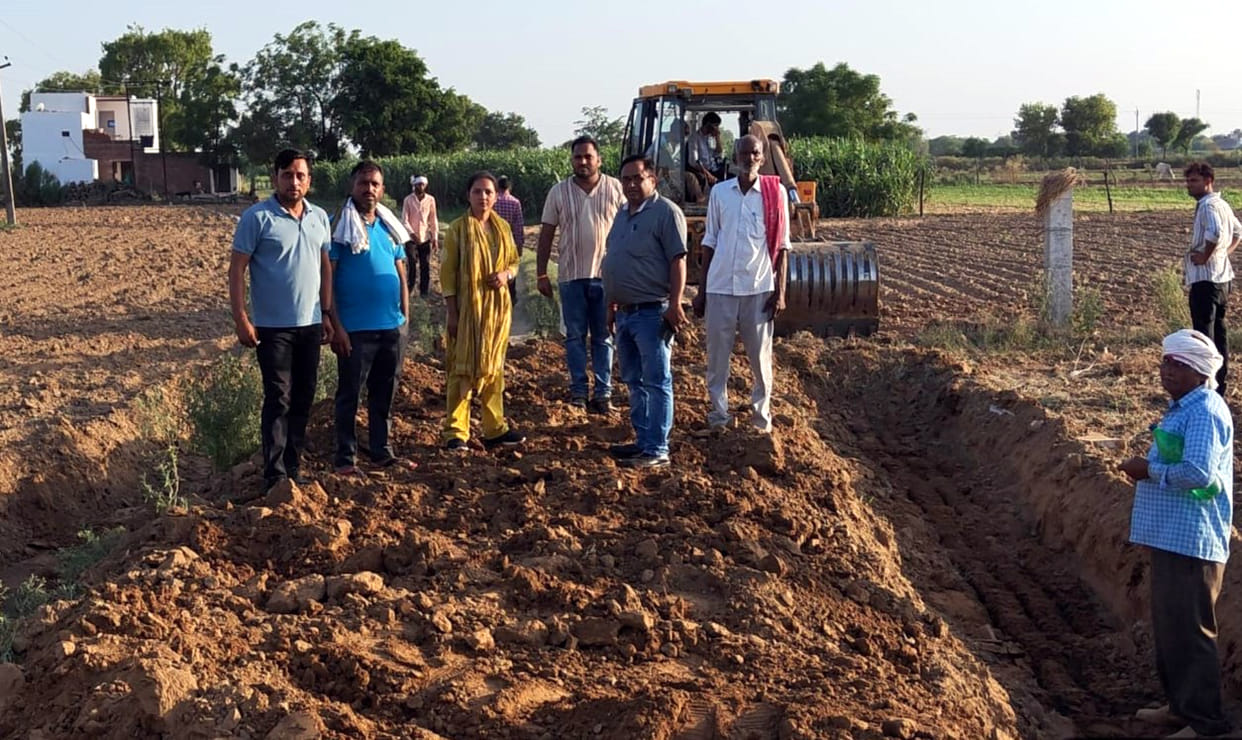 Two pathways at Chausingi cleared of encroachment.