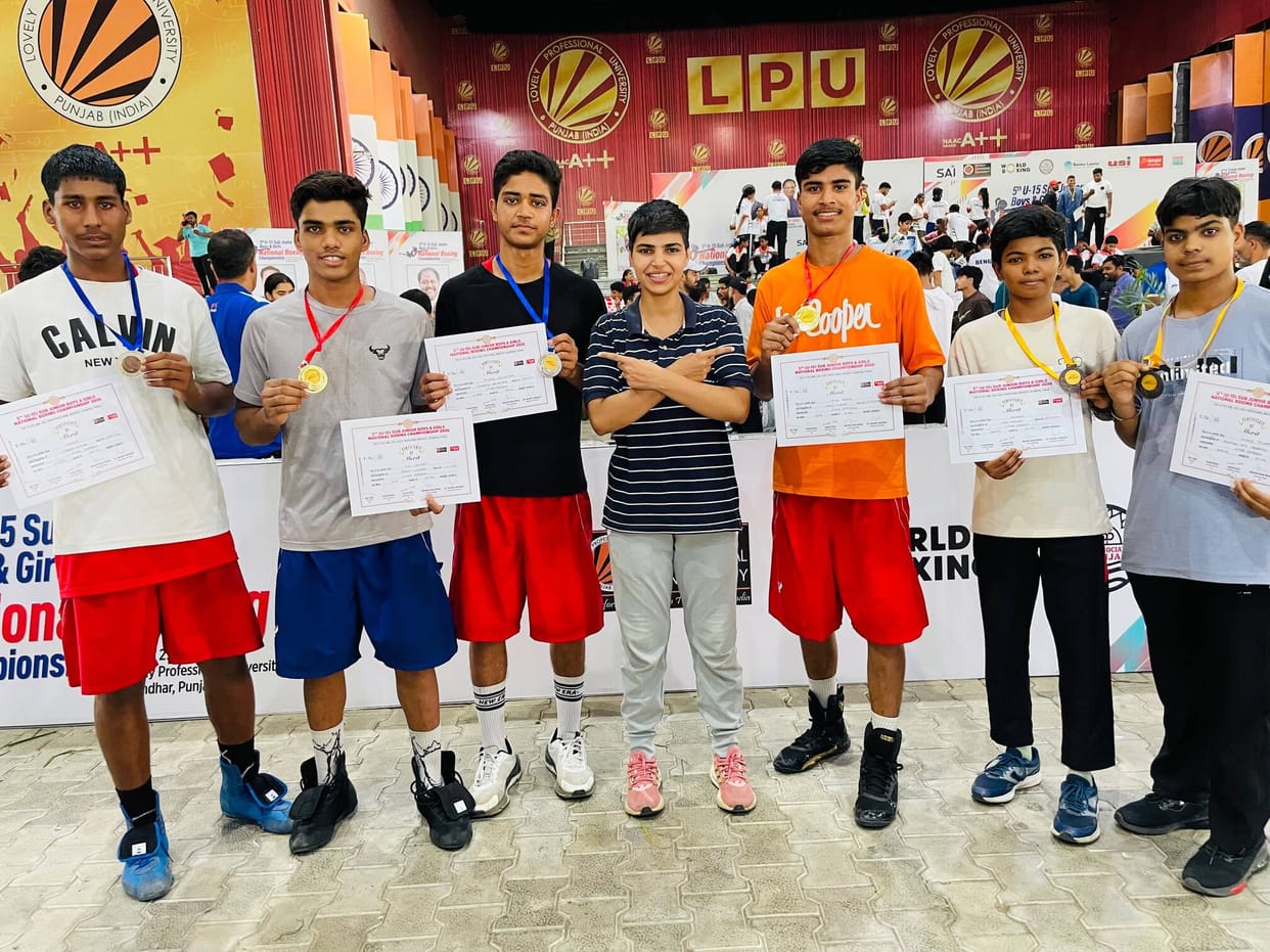 The state team won 6 medals at the boxing competition.