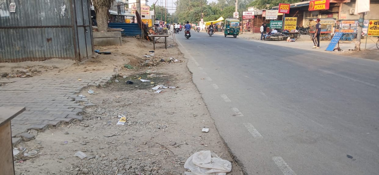 Department digs up road and forgets about it; Hastinapur residents distressed for three months.