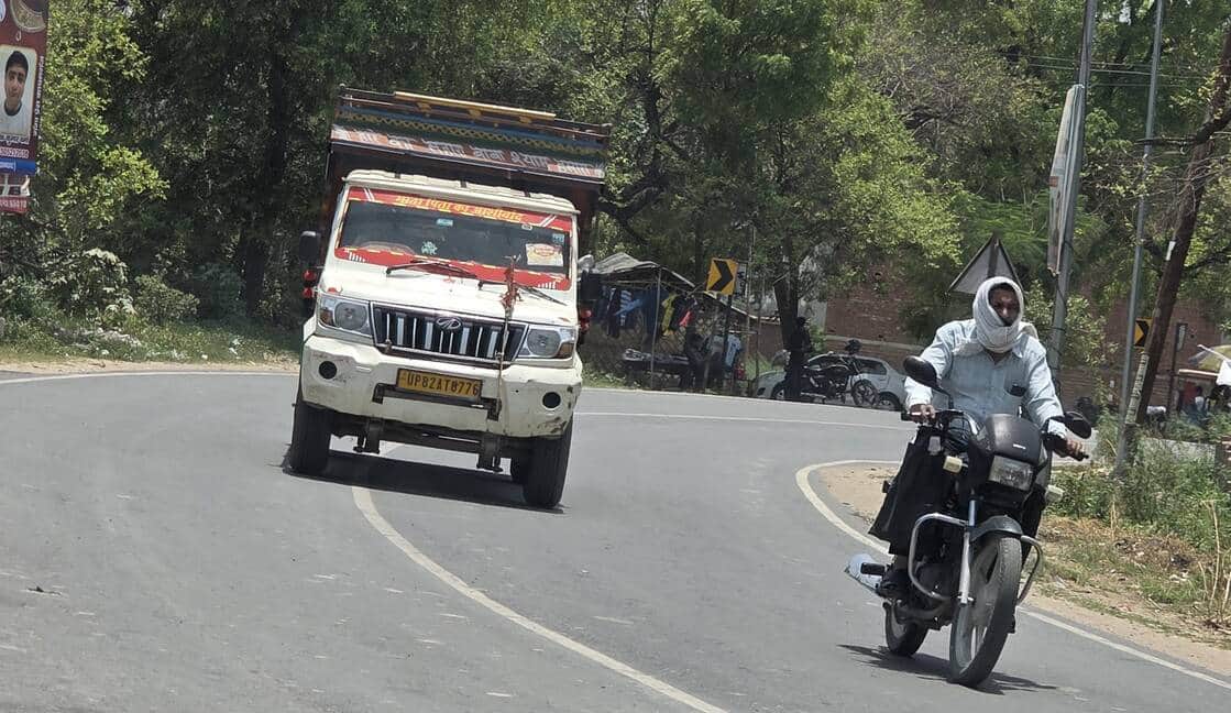 Hot winds and humidity add to the woes; markets wear a deserted look.