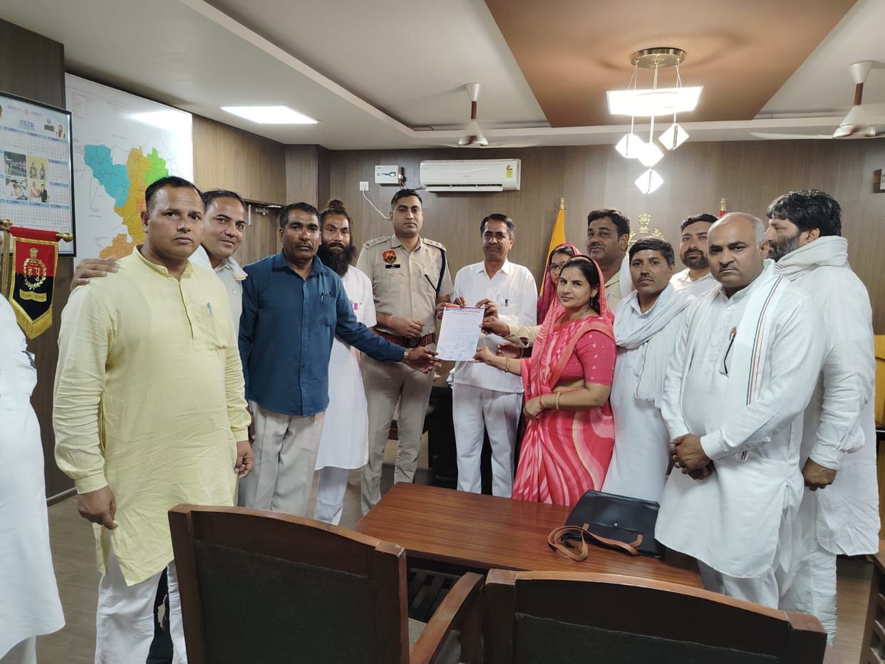 Demand for strict action against the accused in the attack on the Sarpanch.