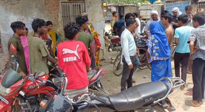 Bike hit by mini truck, one youth died, three seriously injured;