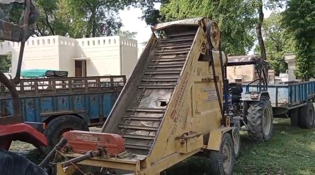 Raids at two places, seven vehicles involved in illegal mining seized