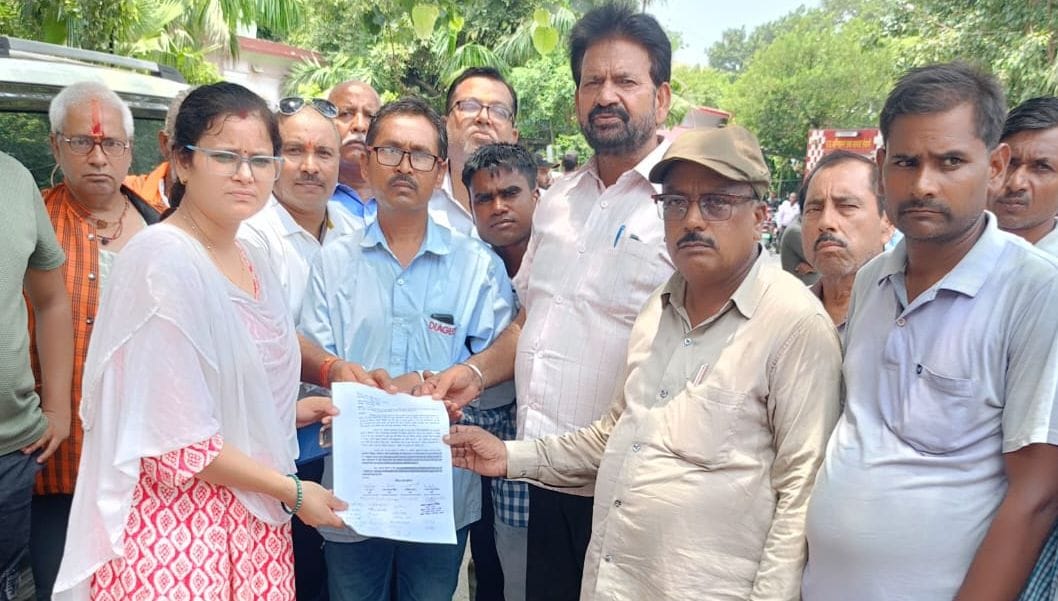 Demand raised to halt the sale of the factory's assets.