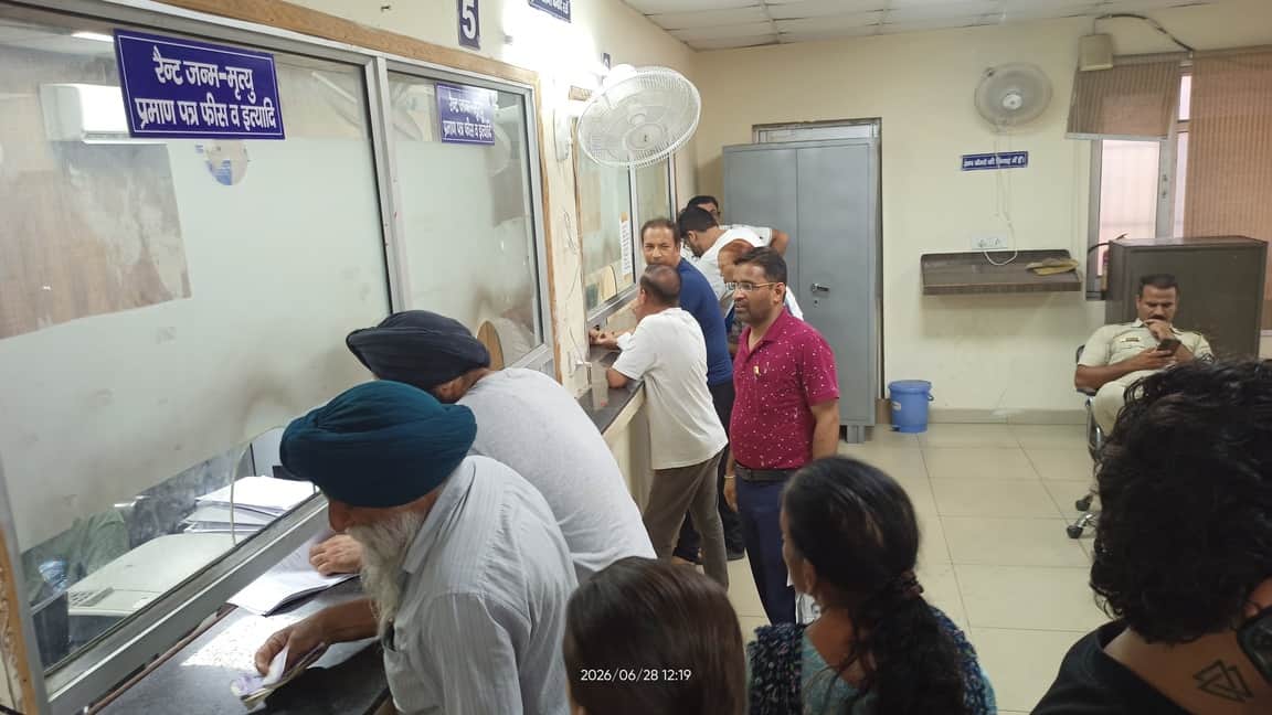 Offices open during the holiday; people deposited taxes
