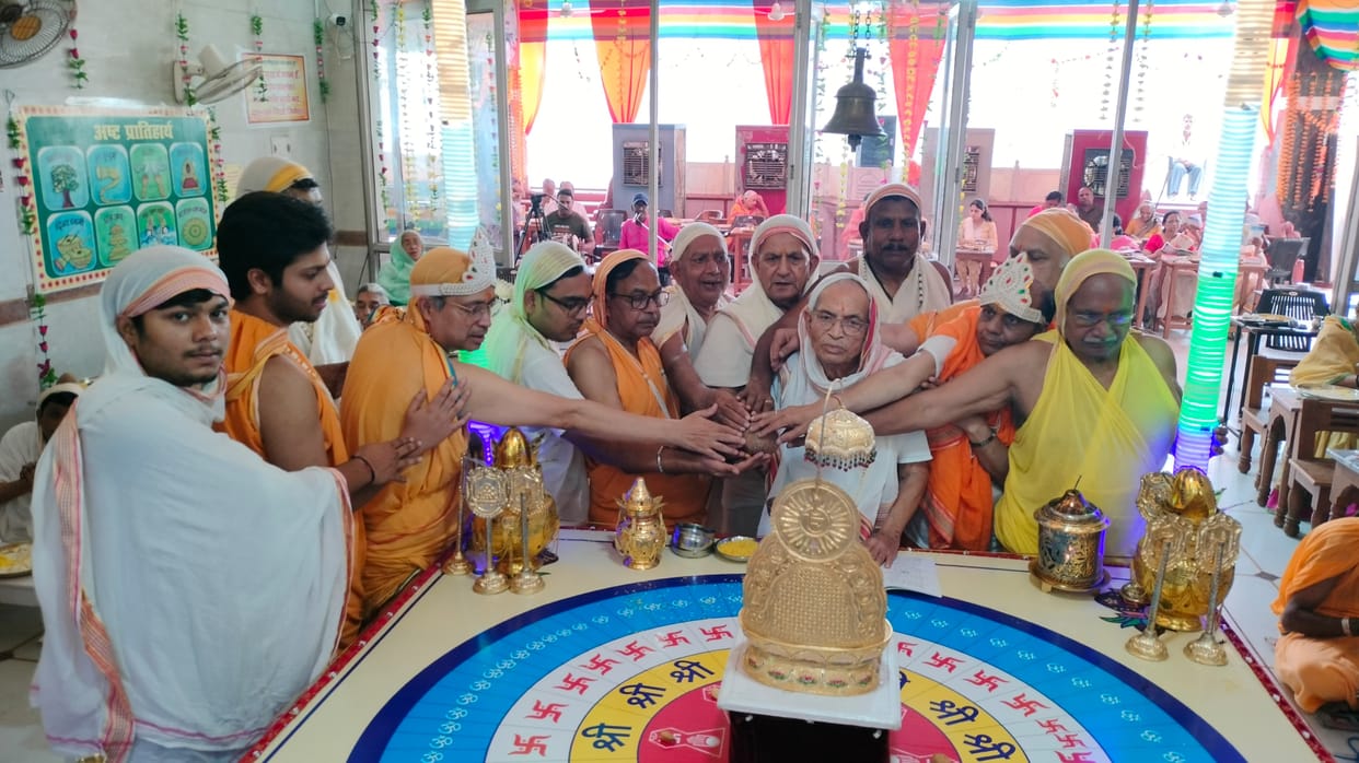 The 40-day Shantinath Vidhan concluded with the Purnahuti.