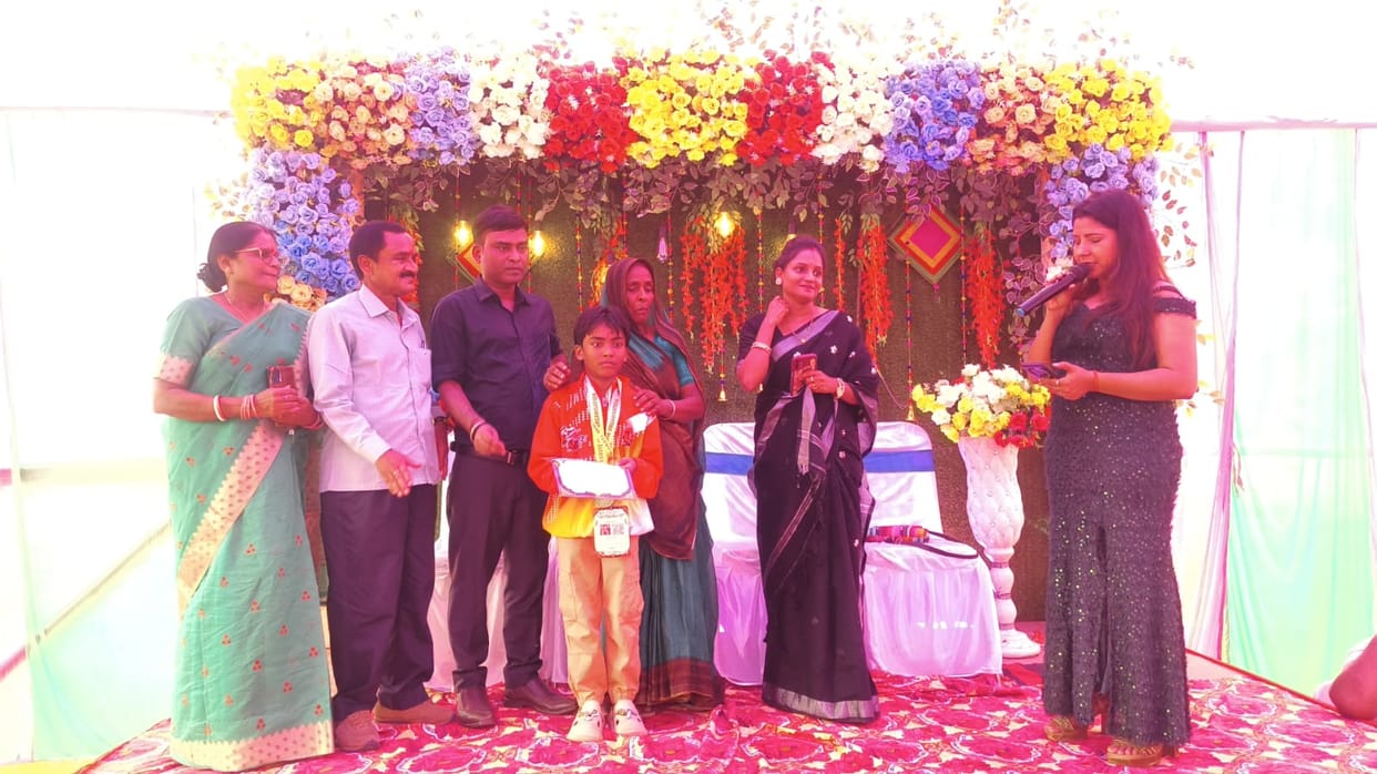 Karate gold medal winner gitank ayush will participate in china championship supaul bihar news