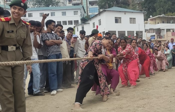 Solan wins women's tug-of-war competition; Dharampur finishes as runner-up.