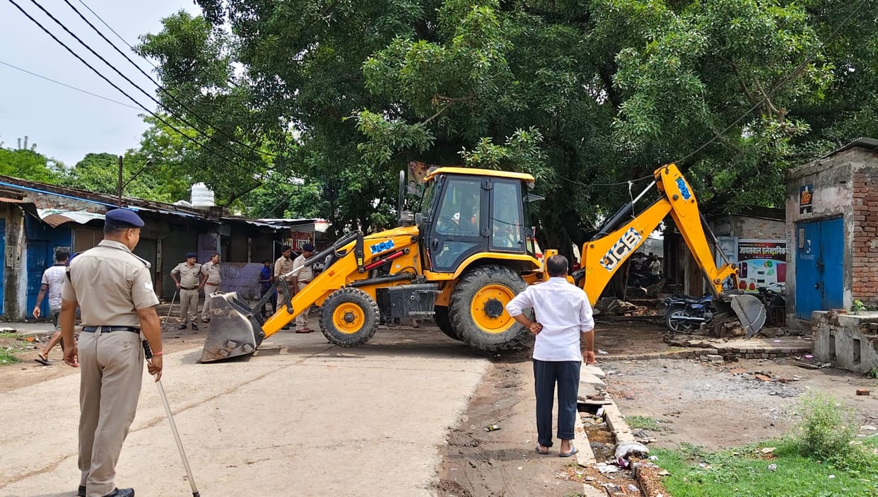 UP Launches 15-Day Drive Against Illegal Constructions Officials May Face Jail for Negligence