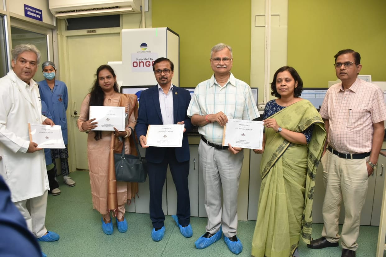Test reports will be available on WhatsApp at the BHU Trauma Center.