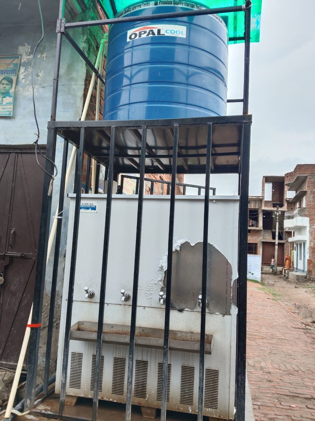 Elderly man loses his life to electric shock from water cooler while trying to quench his thirst.