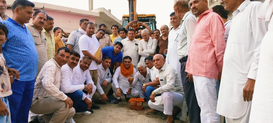Construction of pipelines and streets started in Ward-18