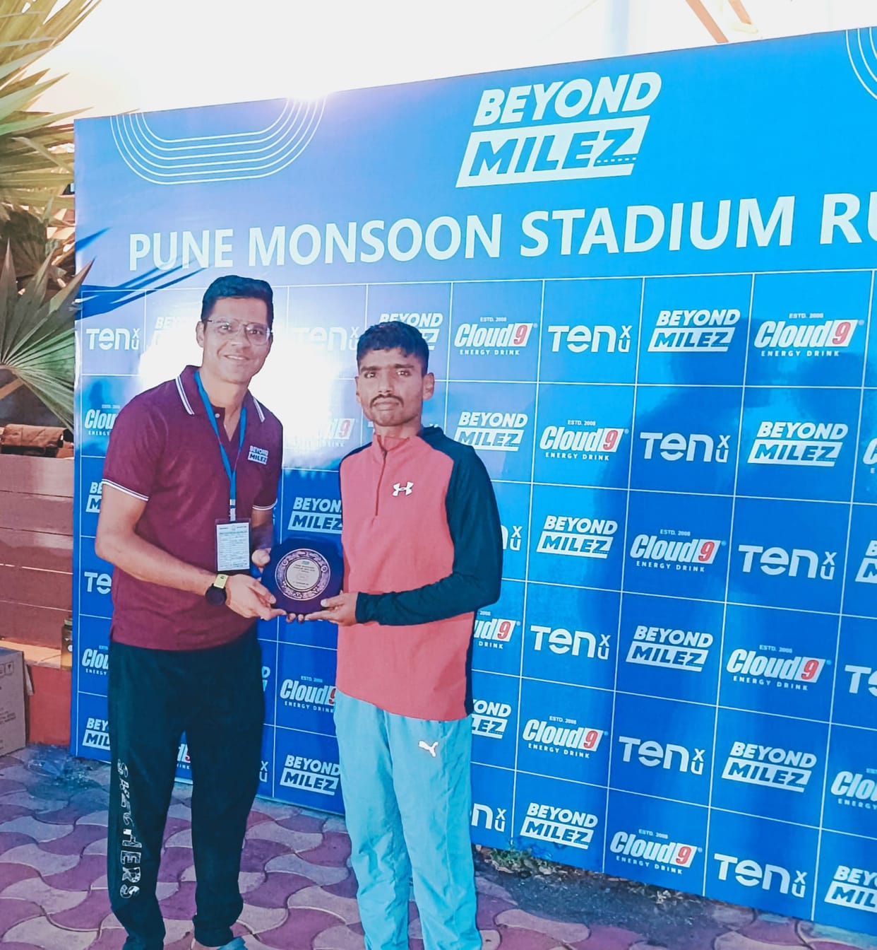 Rohit won the second runner-up trophy after completing a 100-kilometer ultra-run.