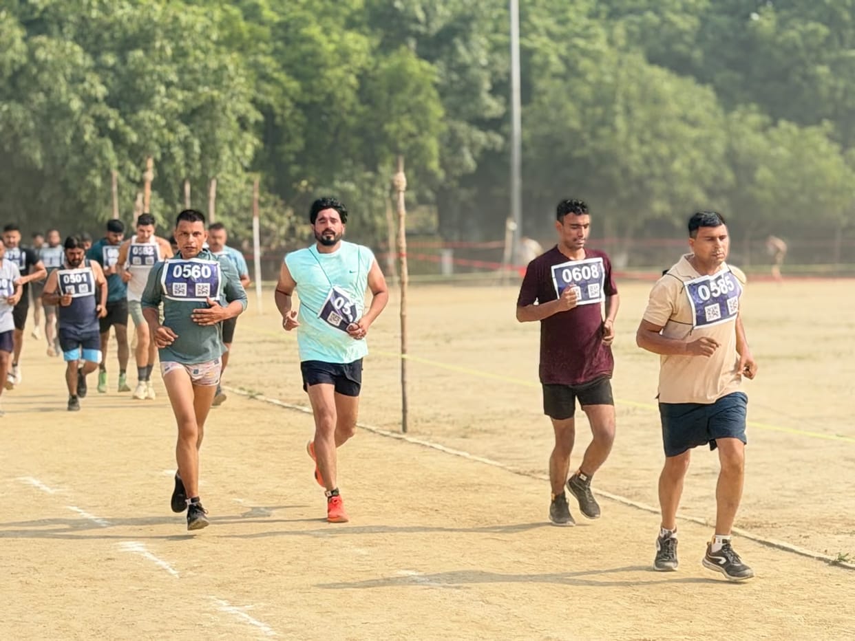 10 candidates fell ill during the Sub-Inspector recruitment race; two are in critical condition.