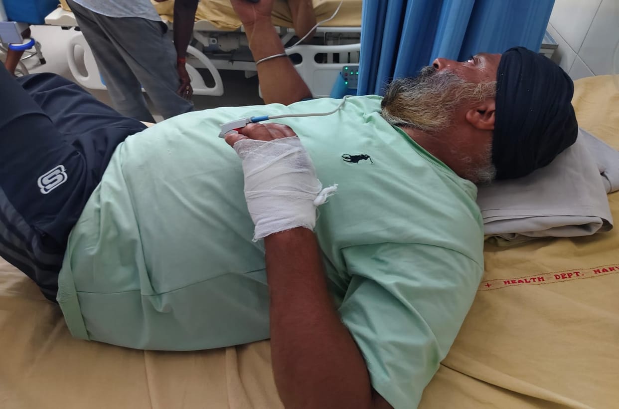 Shot fired from revolver; police personnel injured.