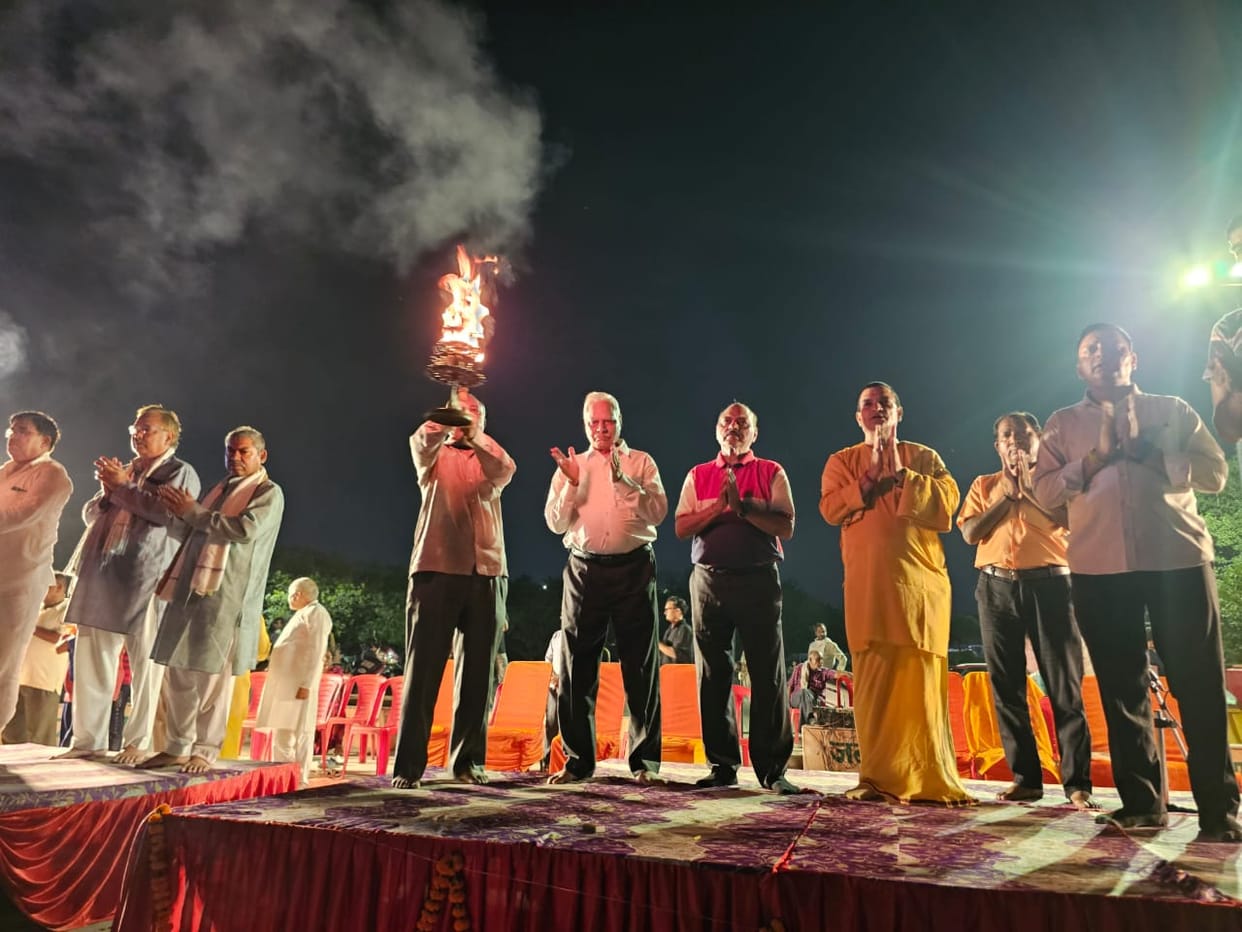 Gomati Maha Aarti and Sanatan Sammelan on Jyeshtha Purnima
