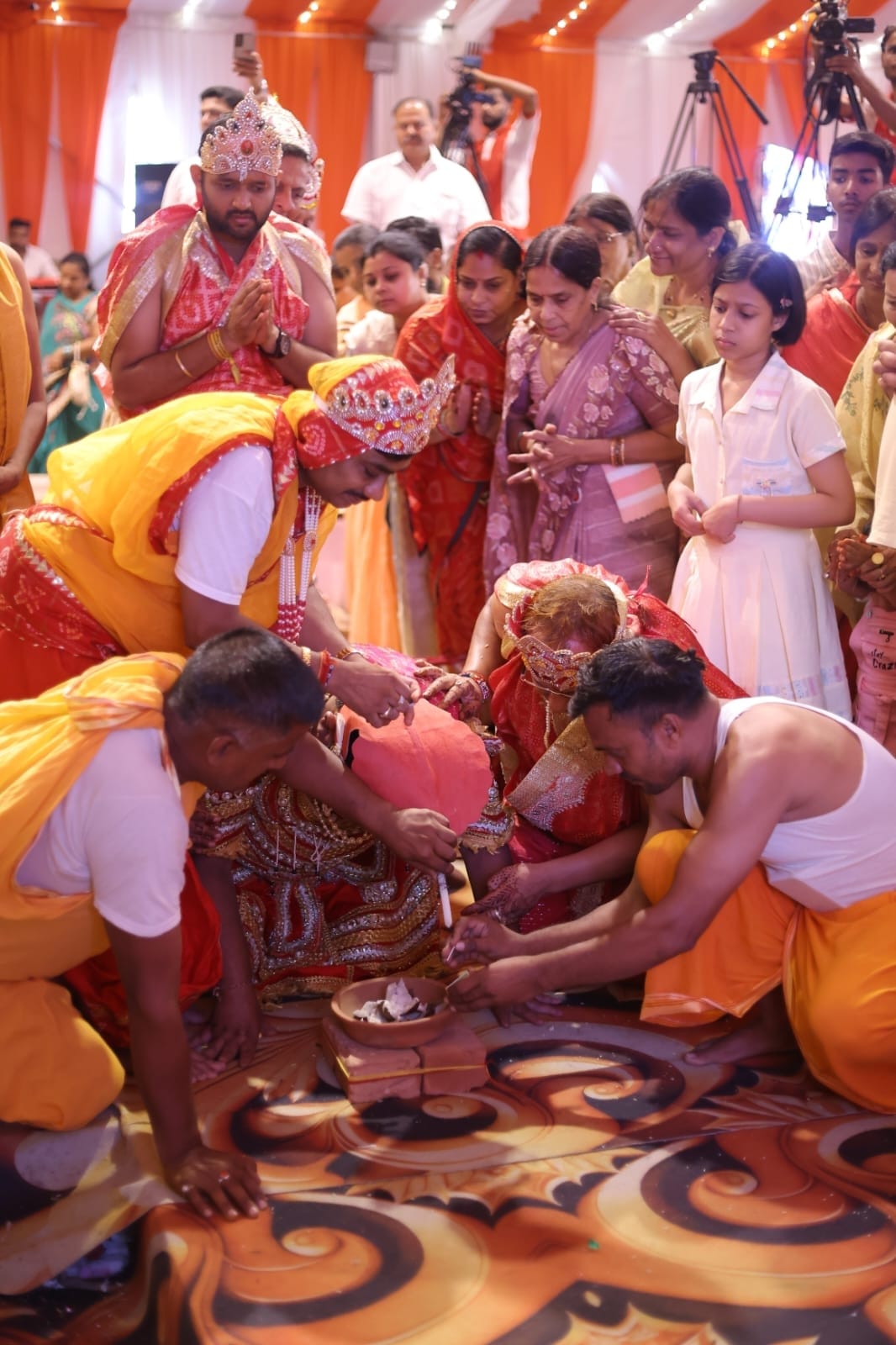 Six-day Panchkalyanak Pratishtha Mahotsav concludes with Moksha Kalyanak at Kakori Jain Temple.