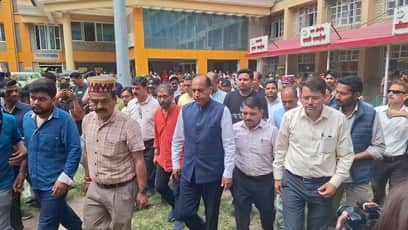Woman's death in hospital raises questions; government must take immediate cognizance: Jairam Thakur