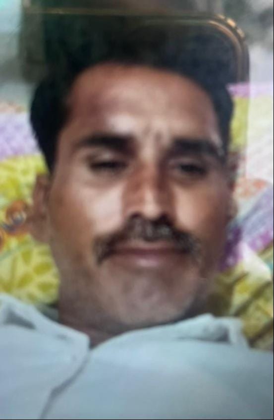 Farmer gets stuck in car bumper, dragged for 4 km; dies