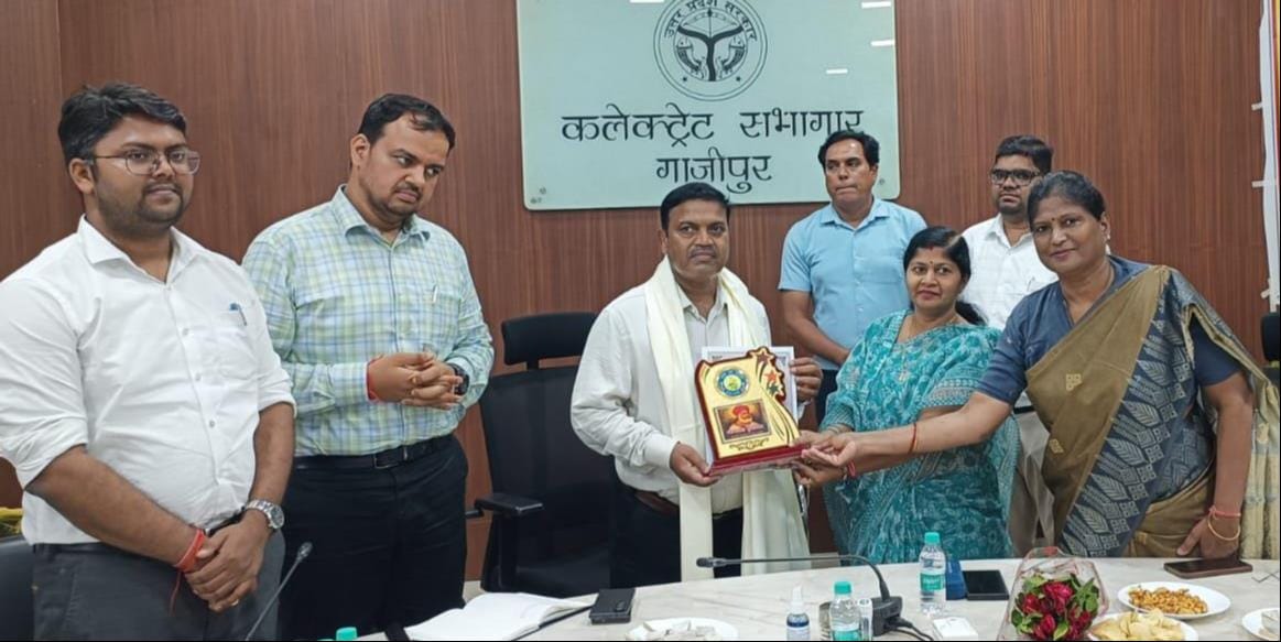 Entrepreneurs investing in the district were felicitated.