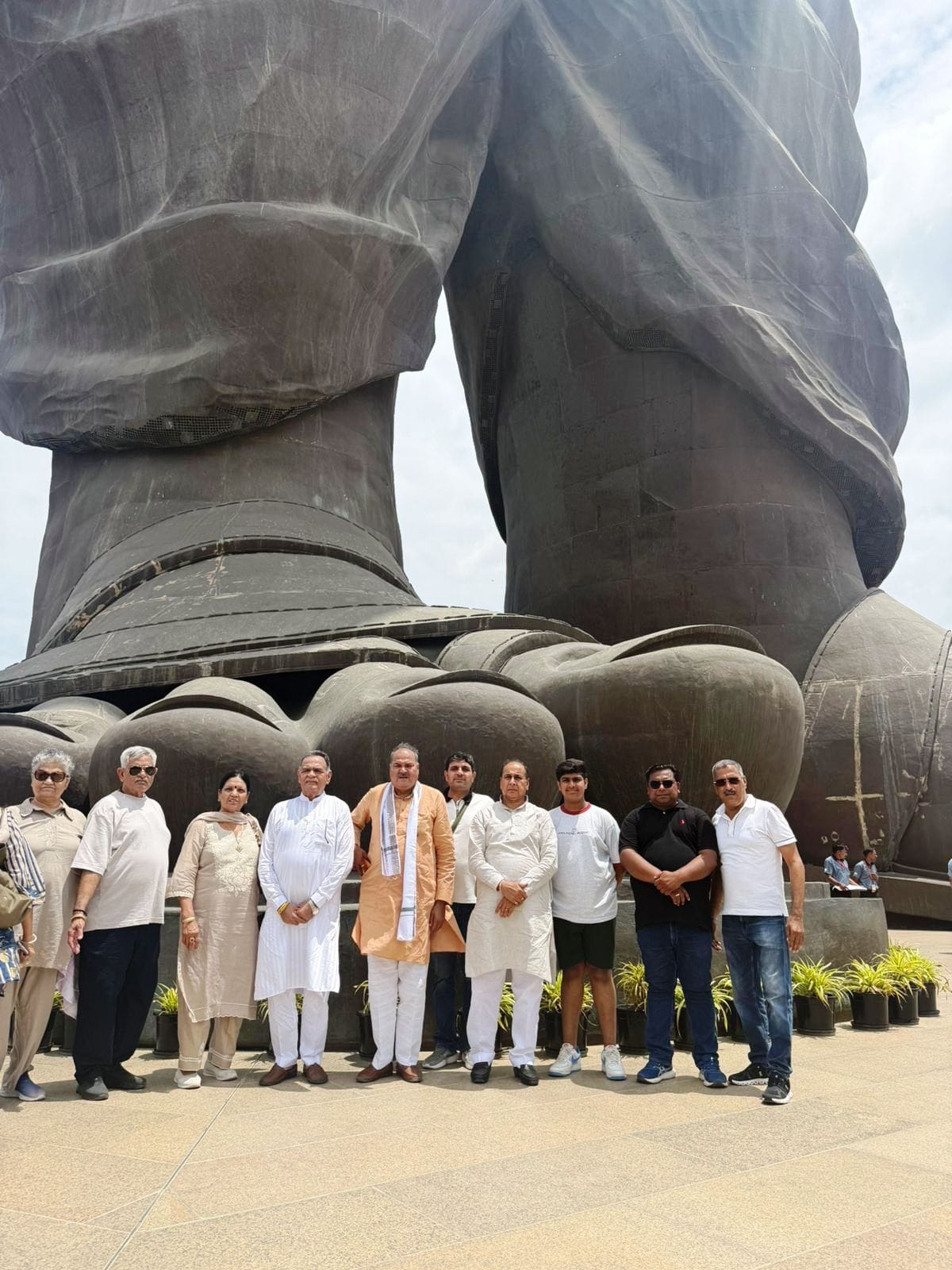 Statue of Unity is a symbol of India's unity: Laxman