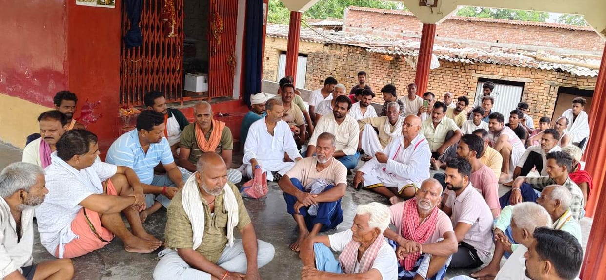 Farmers opposed land acquisition for the Vindhya Expressway.
