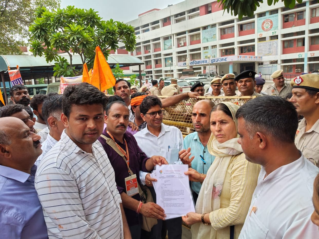 Bharatiya Mazdoor Sangh lashes out at the government, accusing it of reneging on promises.