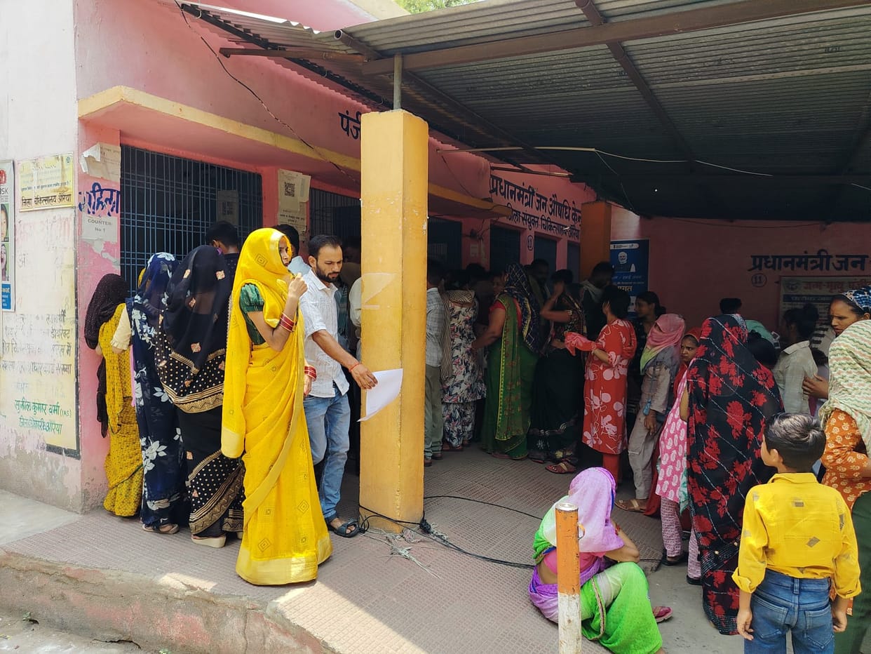 OPD attendance crosses 500; queues at the hospital continue until afternoon.