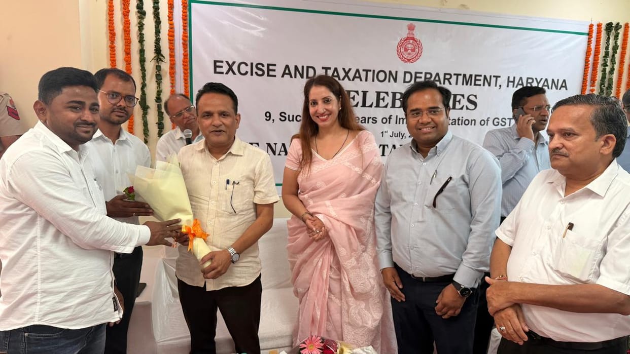 GST Day celebrated with enthusiasm; honest taxpayers honored.