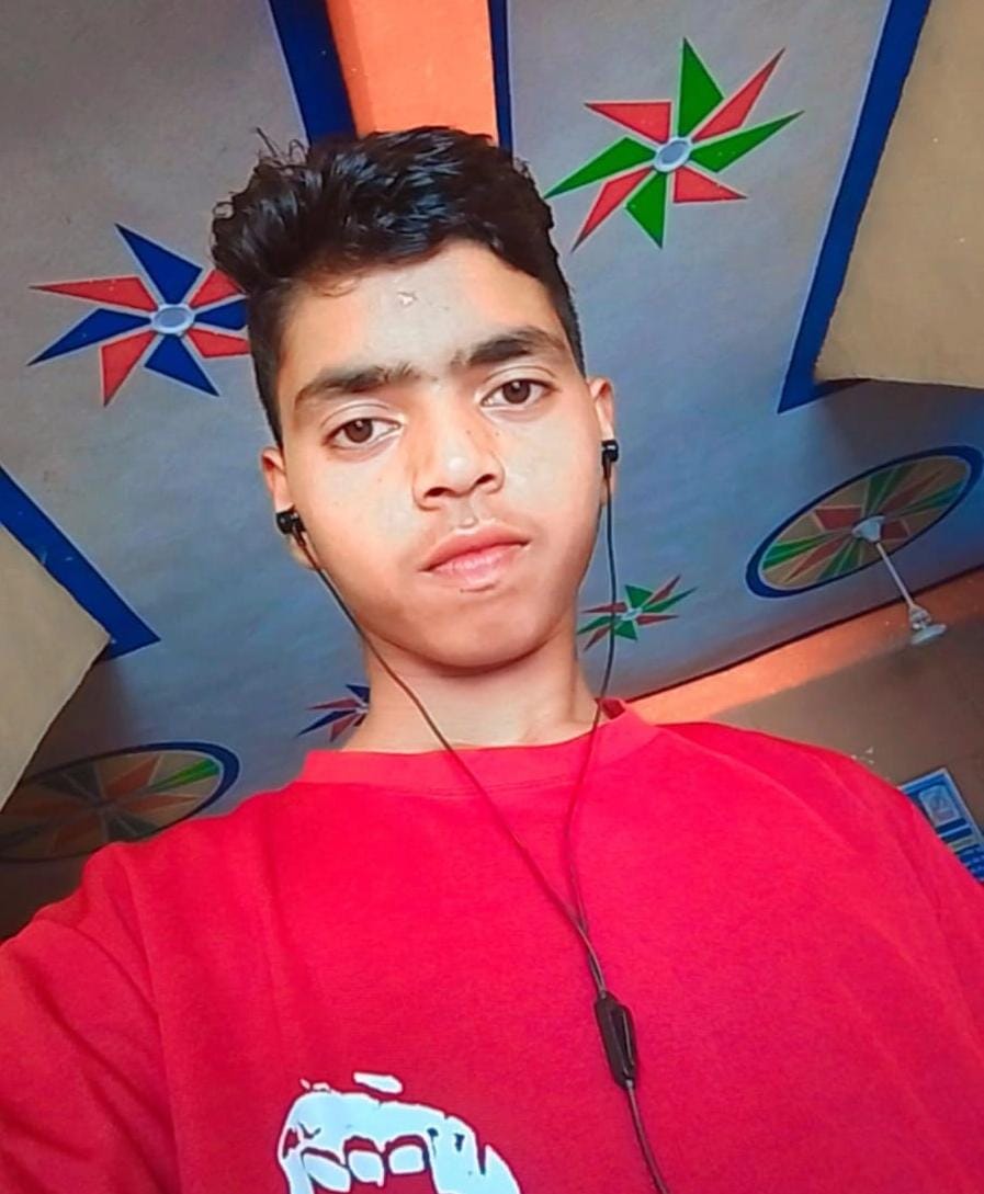 etah news road accident aman died