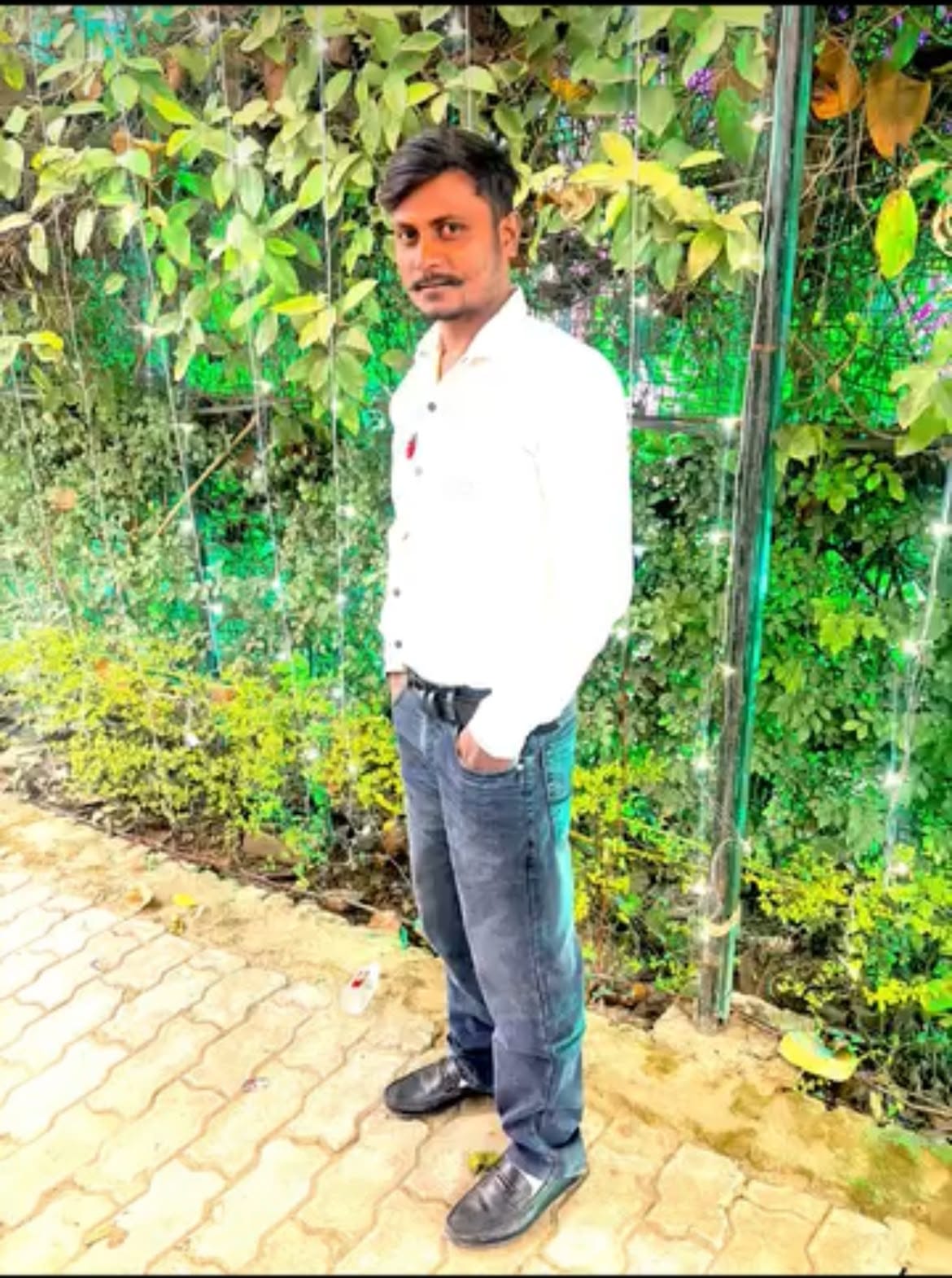 Youth injured in road accident dies during treatment.