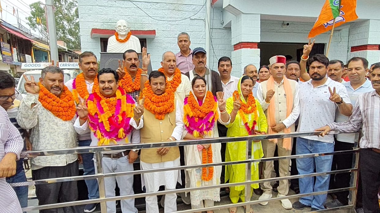 BJP captures Ghumarwin Municipal Council after 30 years.