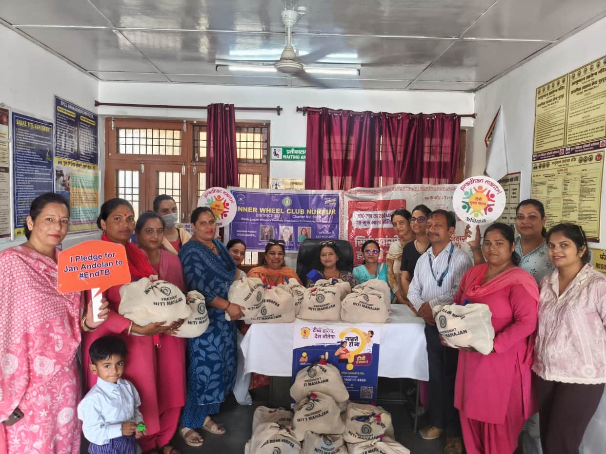 Inner Wheel Club distributed 20 nutrition kits.