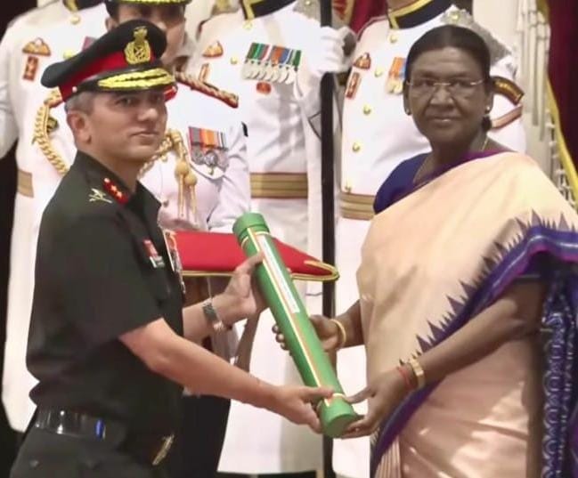 Major General Paramveer Poonia awarded the Vishisht Seva Medal.