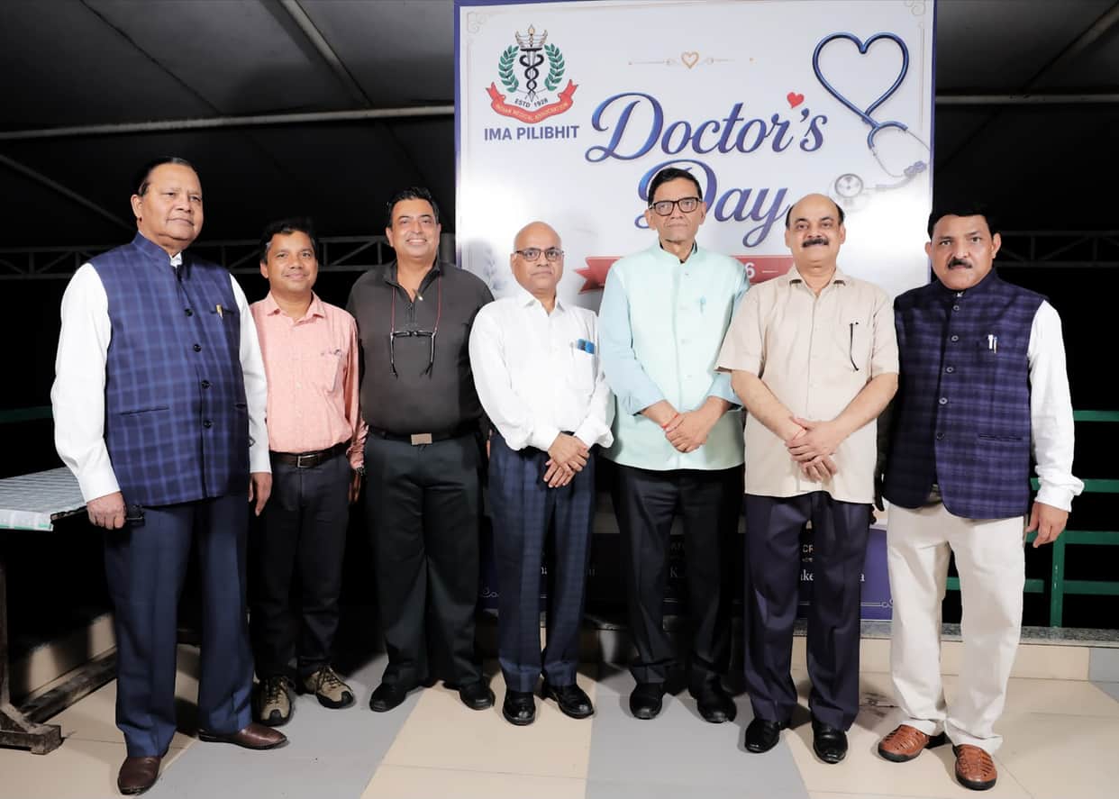 Two people received the Lifetime Achievement Award on Doctors' Day.