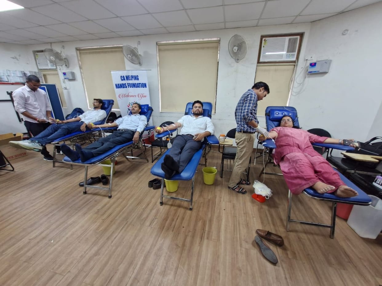 Blood donation on CA Day; pledge taken for humanitarian service