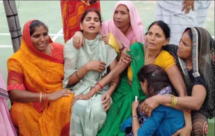 3 people including two farmers died due to lightning