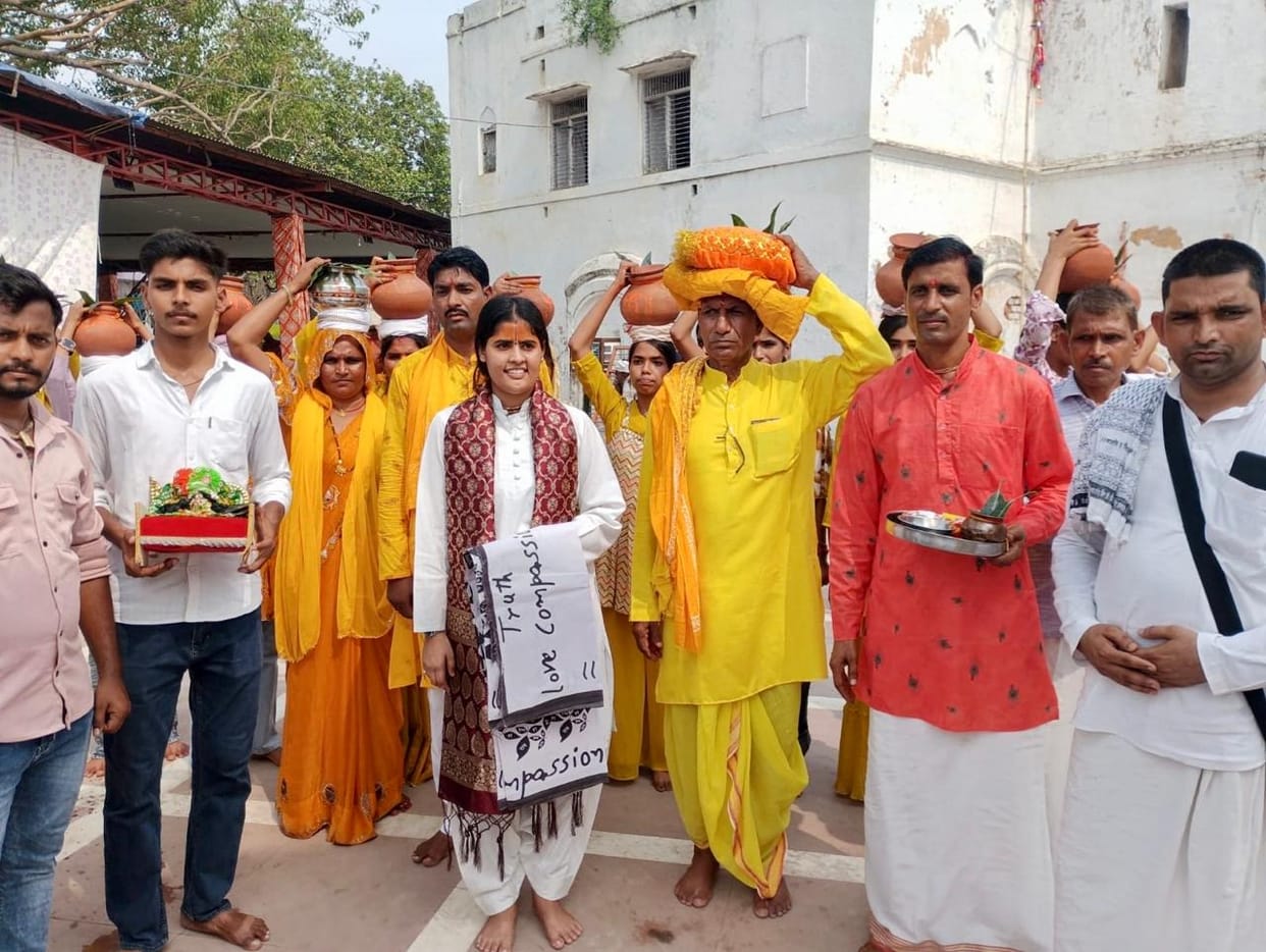 Chants of Radhe-Radhe, Jai Shri Krishna echoed in Bateshwar.