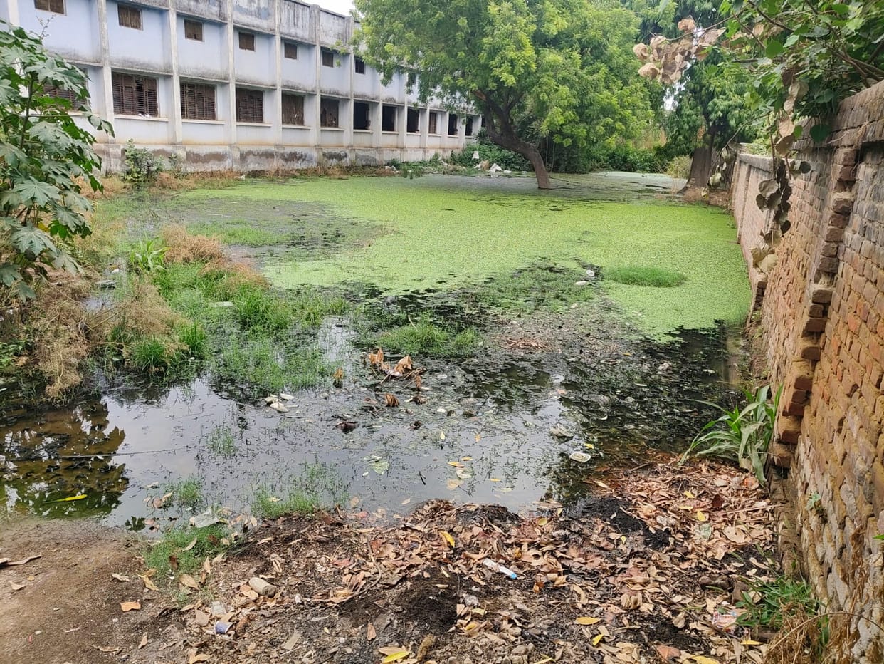 Drain work left incomplete; waterlogging in Inter College campus.