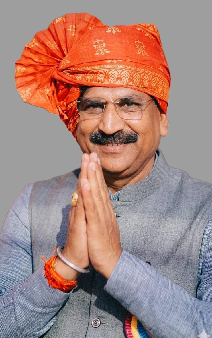 Salary hike for rural sanitation workers; now they will get Rs 18,100 per month