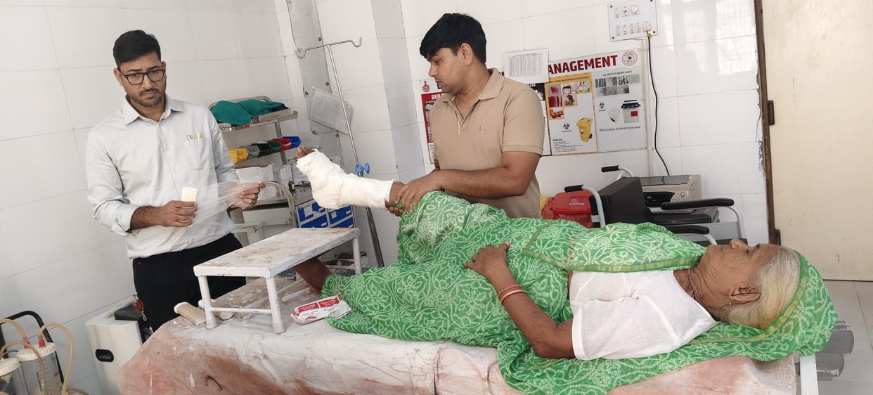 Treatment of bone patients started in the sub-civil hospital
