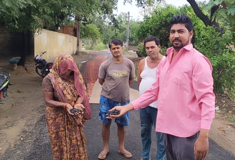 kasganj news village salai shabby road