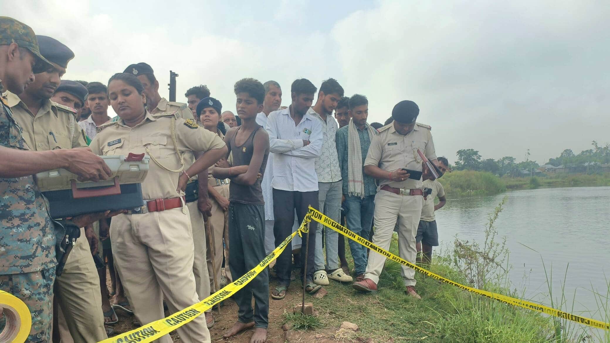 पुलिस मामले की जांच में जुटी