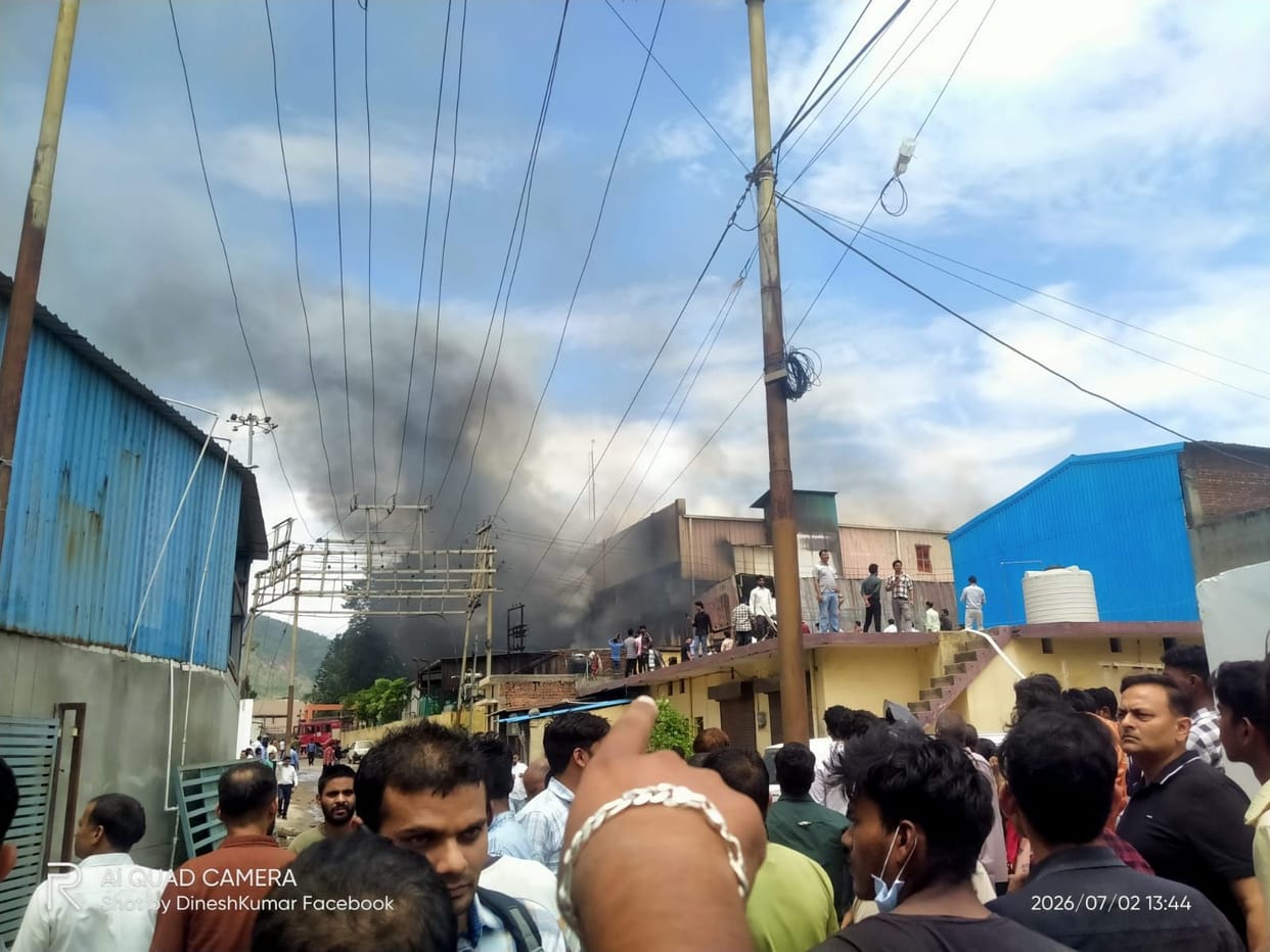 Massive fire in Kala-Amb's carton industry; losses estimated in the crores.