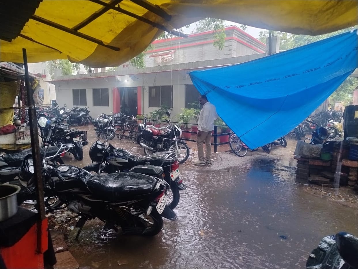 Collectorate premises waterlogged due to rain; lawyers express outrage.
